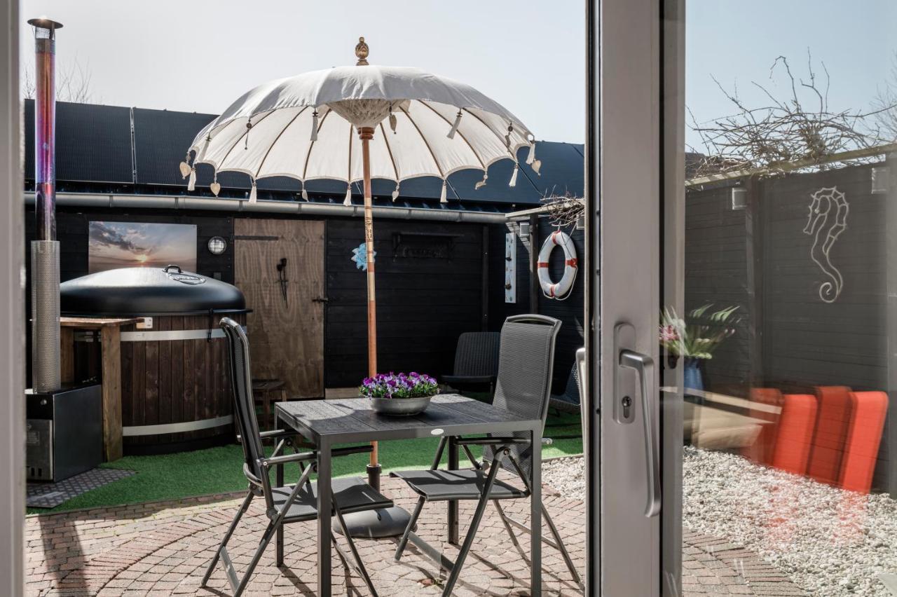 Strandhuis De Zeeparel Met Hottub Petten Zewnętrze zdjęcie